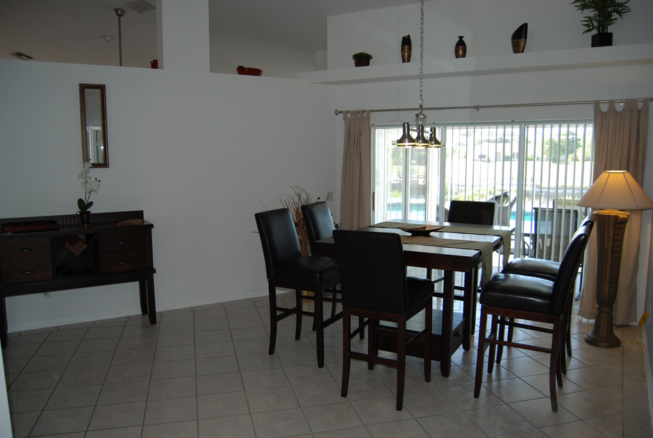 Dining House Waterside Cape Coral